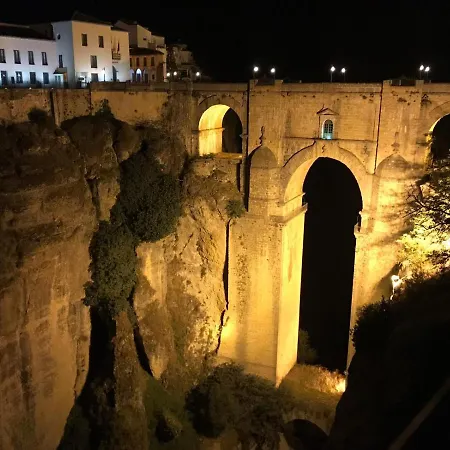 Balcones Del Tajo 2 *